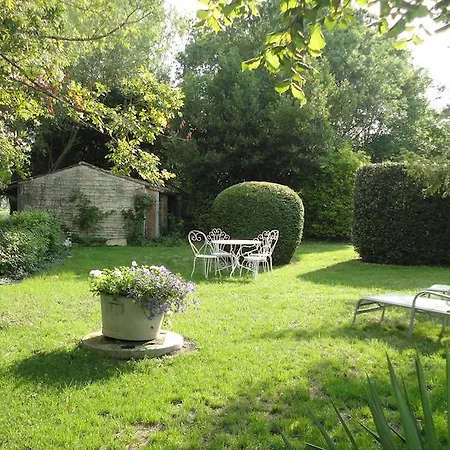 Couette-café Les 2 Madeleine Saint-Saturnin-du-Bois
