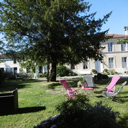 Les 2 Madeleine 3* Saint-Saturnin-du-Bois