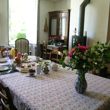 Couette-café Les 2 Madeleine Saint-Saturnin-du-Bois