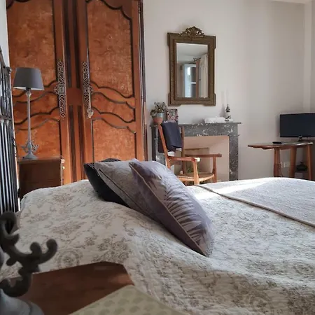 Bed & Breakfast Les 2 Madeleine Saint-Saturnin-du-Bois