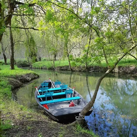 Les 2 Madeleine Bed & Breakfast Saint-Saturnin-du-Bois