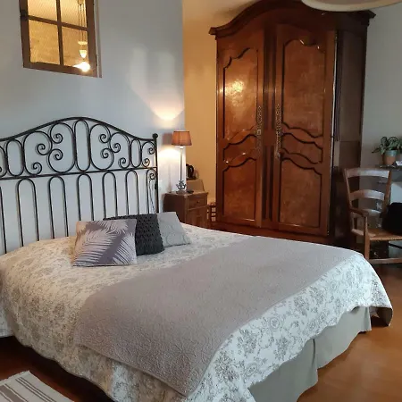 Les 2 Madeleine 3* Saint-Saturnin-du-Bois